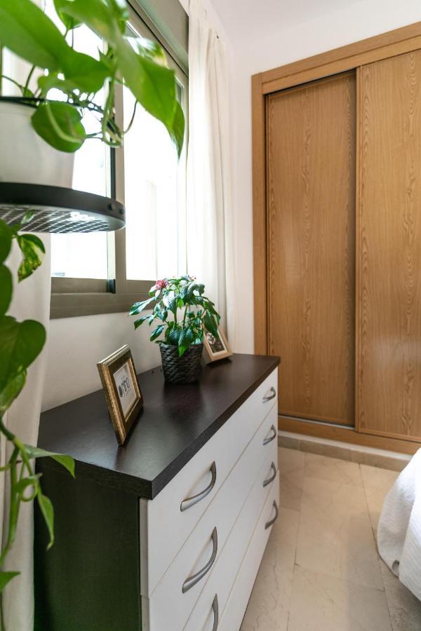 Rooms Postigo 22 Малага Екстериор снимка